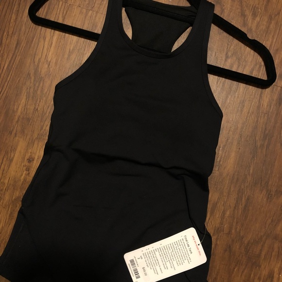Final Lap Tank Lululemon - Picture 4 of 4